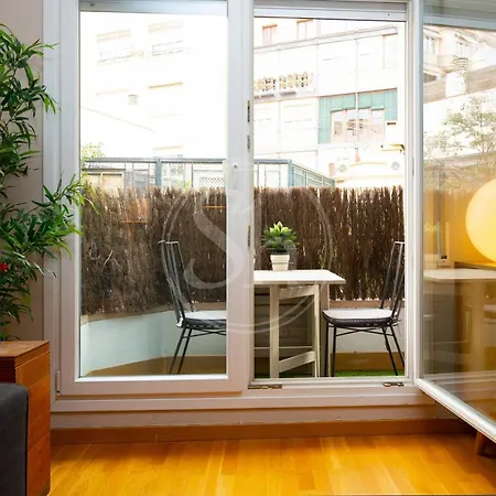 Bonito Apartamento En Gracia Barcelona Exterior photo