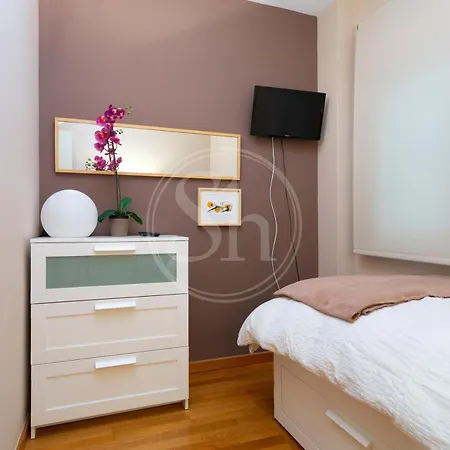Bonito Apartamento En Gracia Barcelona Exterior photo